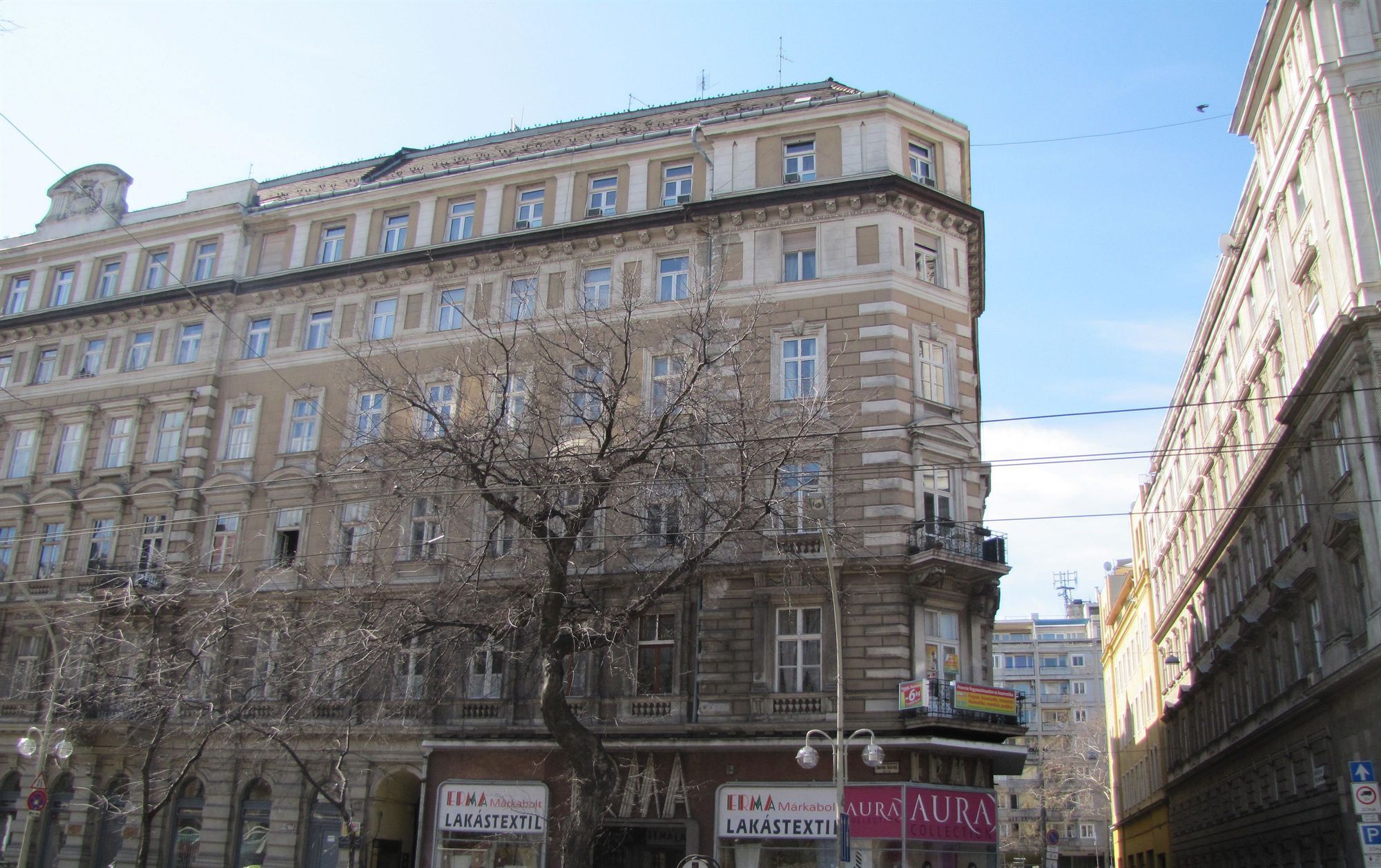 Friends Hostel & Apartments Budapest Exterior photo